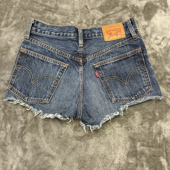 Vintage Levis 501 Jeans Shorts Womens Sz.25 Blue Button Fly Raw Hem Daisy Dukes - Picture 5 of 10